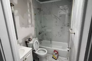 1178 Arthur St, Hollywood, FL 33019 - Photo 4