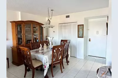 4330 Hillcrest Drive #904, Hollywood, FL 33021 - Photo 4