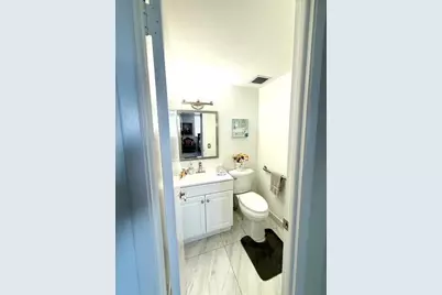 4330 Hillcrest Drive #904, Hollywood, FL 33021 - Photo 6