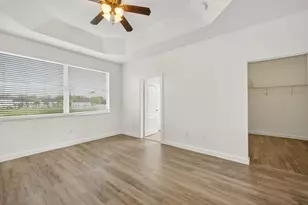 7029 Ambrosia Ln, Naples, FL 34119 - Photo 12