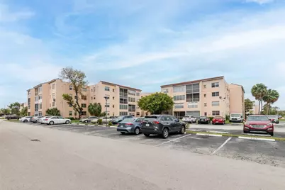 2840 Somerset Drive #403, Lauderdale Lakes, FL 33311 - Photo 1