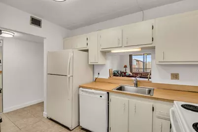 2840 Somerset Drive #403, Fort Lauderdale, FL 33311 - Photo 4