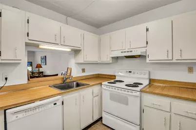 2840 Somerset Drive #403, Lauderdale Lakes, FL 33311 - Photo 6