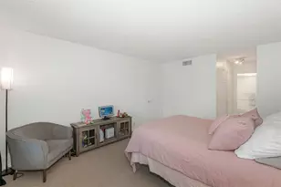 100 Lakeview Dr, Weston, FL 33326 - Photo 16