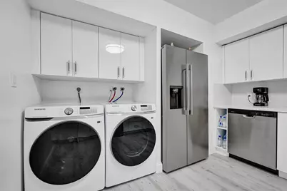 2800 N 46th Avenue #A404, Hollywood, FL 33021 - Photo 18