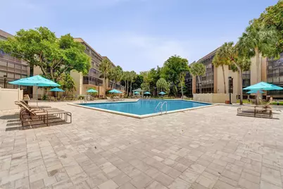 2800 N 46th Avenue #A404, Hollywood, FL 33021 - Photo 56