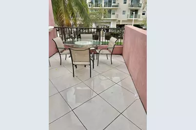 3213 NE 5th Street #102, Pompano Beach, FL 33062 - Photo 2
