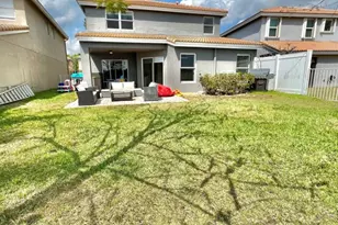 3350 Turtle Cove, West Palm Beach, FL 33411 - Photo 4