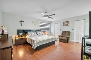 18811 NW 80th Ave, Hialeah, FL 33015 - Photo 54