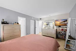 471 N Pine Island Rd, Plantation, FL 33324 - Photo 12