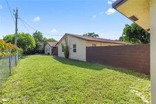 225 NW 12th Ct, Pompano Beach, FL 33060 - Photo 18