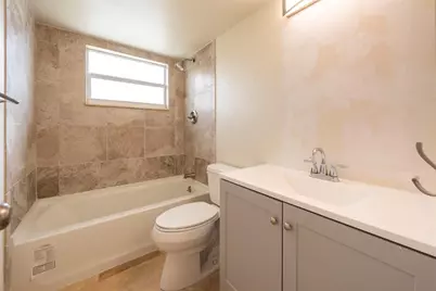 2555 NE 11th Street #302, Fort Lauderdale, FL 33304 - Photo 14