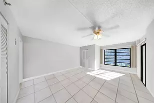 2202 S Cypress Bend Dr, Pompano Beach, FL 33069 - Photo 16
