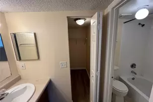 2431 NW 56th Ave, Lauderhill, FL 33313 - Photo 16