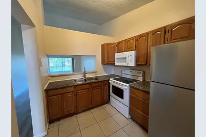 2431 NW 56th Avenue #201, Lauderhill, FL 33313 - Photo 8