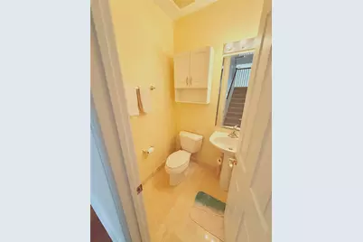1951 Coral Heights Boulevard #402, Oakland Park, FL 33308 - Photo 6