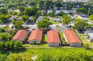 233 NW 12th Ct, Pompano Beach, FL 33060 - Photo 24