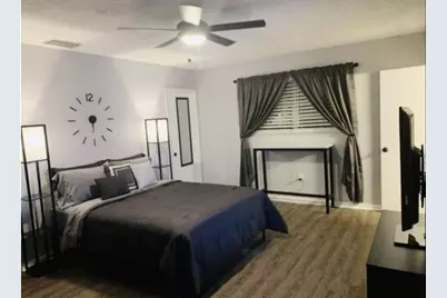 1821 NW 113th Avenue, Pembroke Pines, FL 33026 - Photo 2