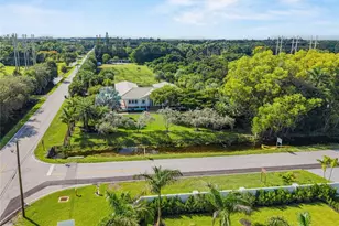 6601 Appaloosa Trail, Fort Lauderdale, FL 33330 - Photo 2