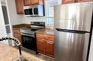 927 Twin Lakes Unit, Coral Springs, FL 33071 - Photo 4