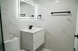 2780 N Pine Island Rd, Sunrise, FL 33322 - Photo 20