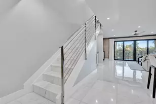 240 Captains Walk, Delray Beach, FL 33483 - Photo 10