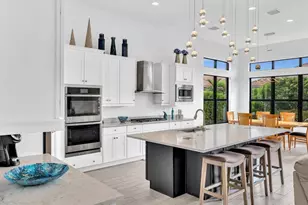 8928 Bastille Circle, Parkland, FL 33076 - Photo 10