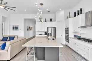 8928 Bastille Circle, Parkland, FL 33076 - Photo 22