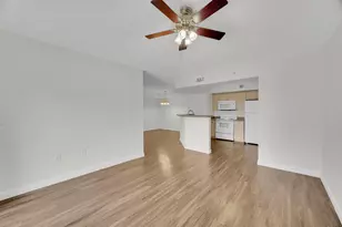 3655 NW Adriatic Ln, Jensen Beach, FL 34957 - Photo 8