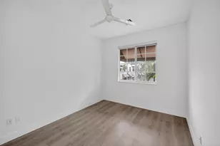 737 SE 1st Ct, Pompano Beach, FL 33060 - Photo 34