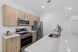 737 SE 1st Ct, Pompano Beach, FL 33060 - Photo 6