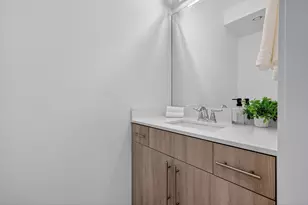 737 SE 1st Ct, Pompano Beach, FL 33060 - Photo 18