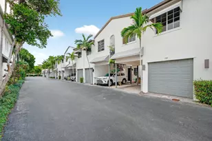 737 SE 1st Ct, Pompano Beach, FL 33060 - Photo 40