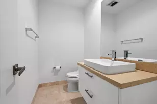 40 Isla Bahia Dr, Fort Lauderdale, FL 33316 - Photo 24