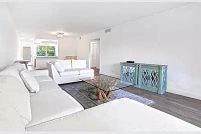 2805 Victoria Way #F 2, Pompano Beach, FL 33066 - Photo 22