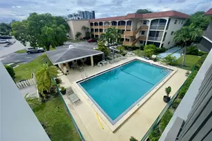 651 E Pine Dr Unit, Pompano Beach, FL 33060 - Photo 1