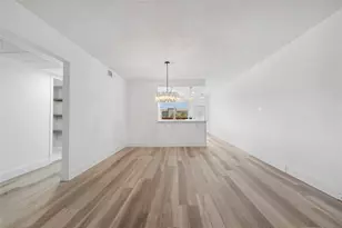 3201 Portofino Point, Pompano Beach, FL 33066 - Photo 8