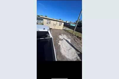 810 N 17th Street, Fort Pierce, FL 34950 - Photo 2