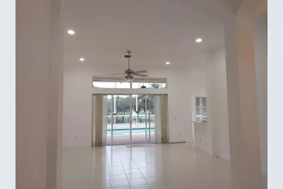 7042 SE Bay Hill Drive, Stuart, FL 34997 - Photo 4