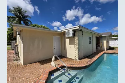 2310 NW 60th Terrace, Sunrise, FL 33313 - Photo 16