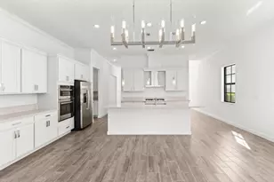 270 SE Fascino Cir, Port Saint Lucie, FL 34984 - Photo 10