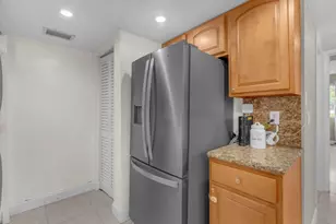 9022 W Atlantic Blvd, Coral Springs, FL 33071 - Photo 4