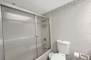 535 Oaks Dr, Pompano Beach, FL 33069 - Photo 24