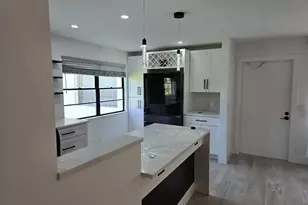 319 Preston H, Boca Raton, FL 33434 - Photo 10