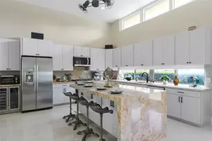 2701 NE 2nd Ave, Wilton Manors, FL 33334 - Photo 6