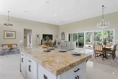 2701 NE 2nd Avenue, Wilton Manors, FL 33334 - Photo 10