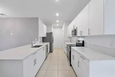 4973 Oakmont Drive, Fort Lauderdale, FL 33312 - Photo 6