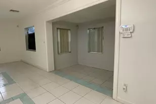 2215 NW 9th Ct, Fort Lauderdale, FL 33311 - Photo 4