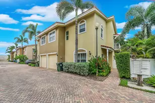 1251 NE 32nd St, Oakland Park, FL 33334 - Photo 2