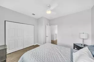 1251 NE 32nd St, Oakland Park, FL 33334 - Photo 32